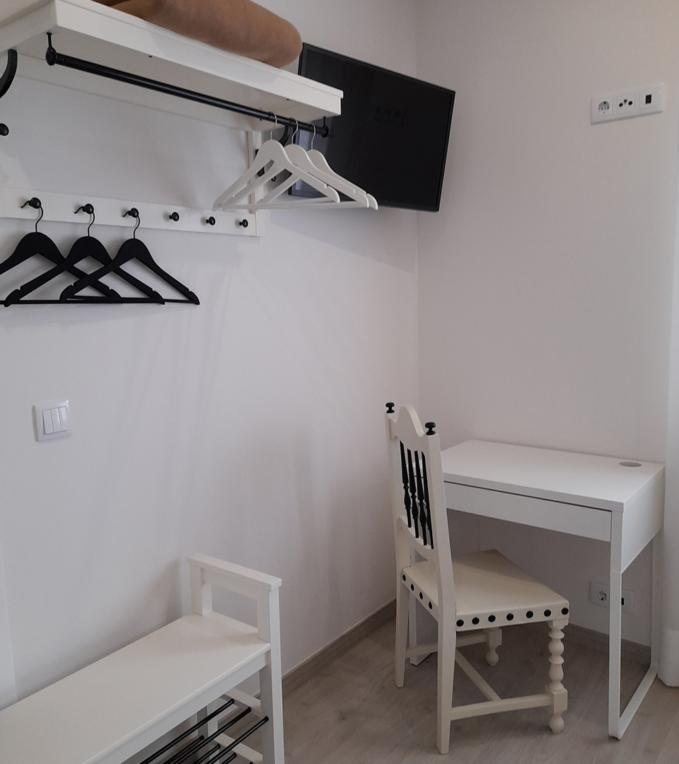 Foto 1, 2 x Cama de solteiro | Hall 92