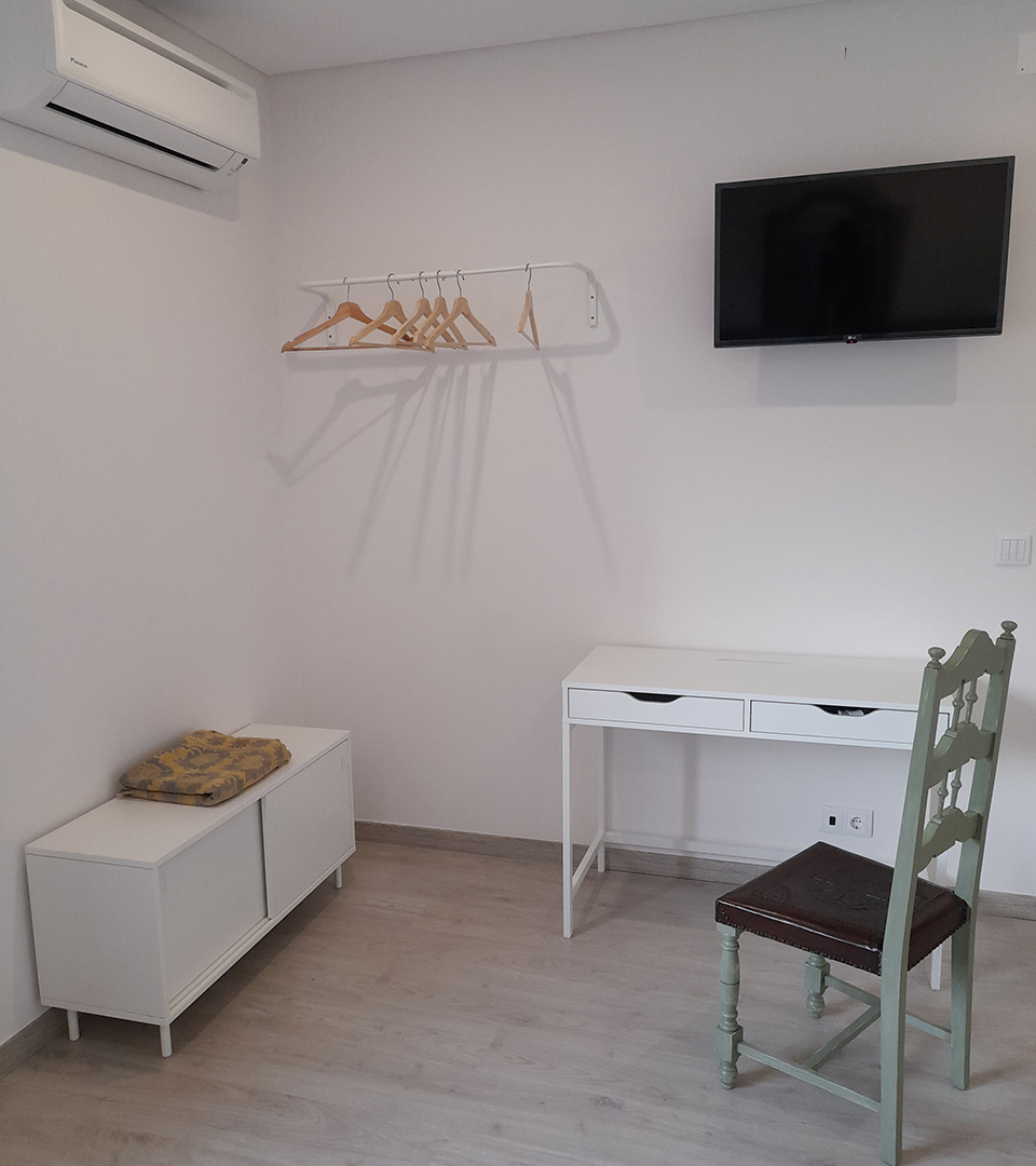 Foto 1, 2 x Cama de solteiro | Hall 92